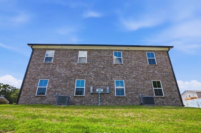 Building Photo - 155 Dedman St