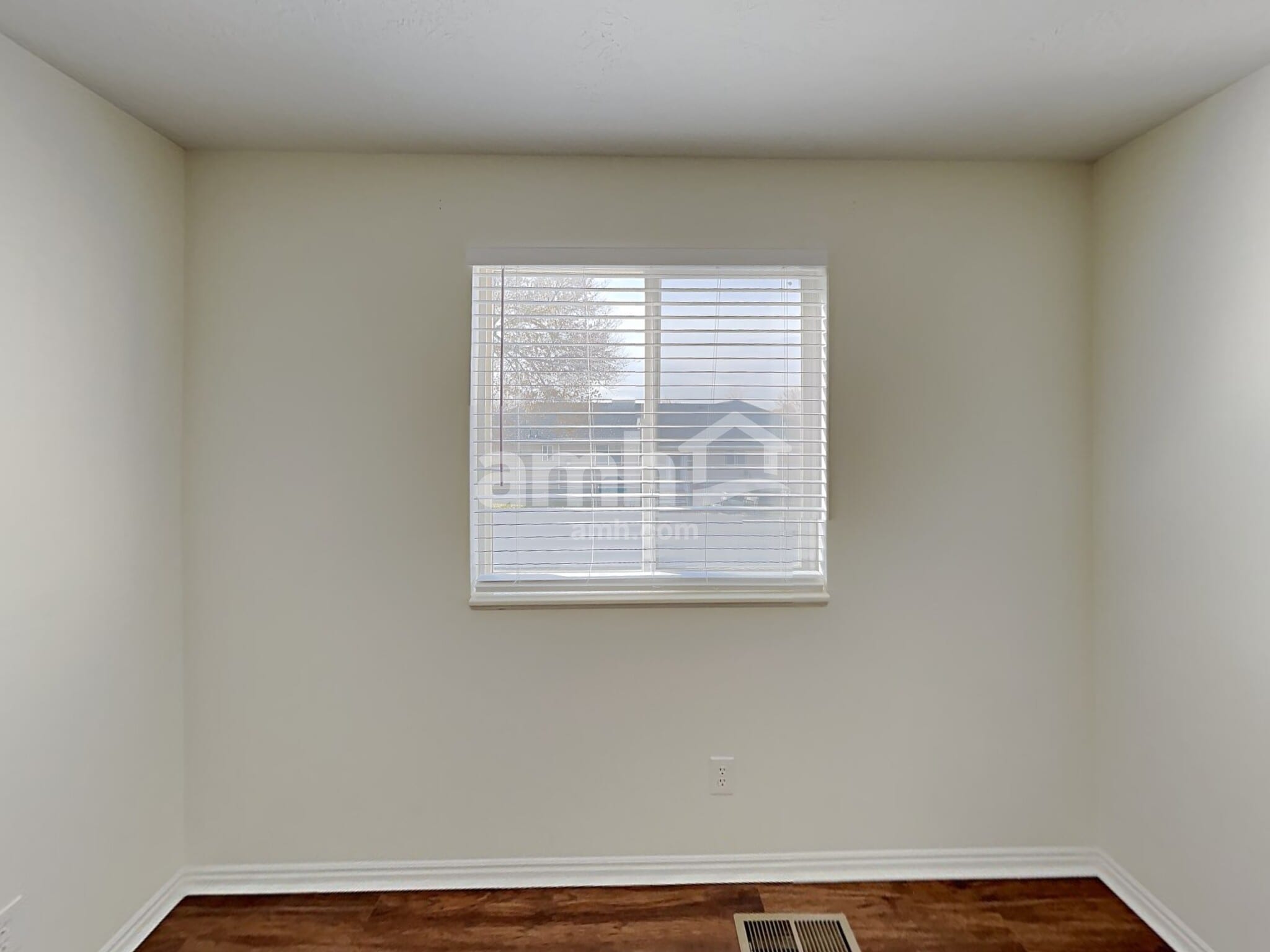 Building Photo - 1470 S 1525 W