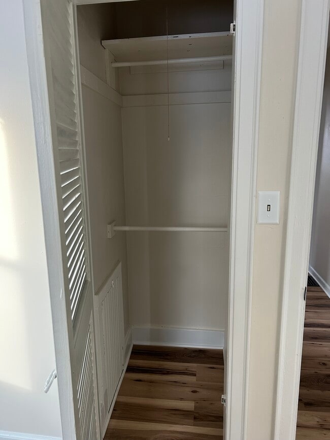 Building Photo - 1607 Howard St