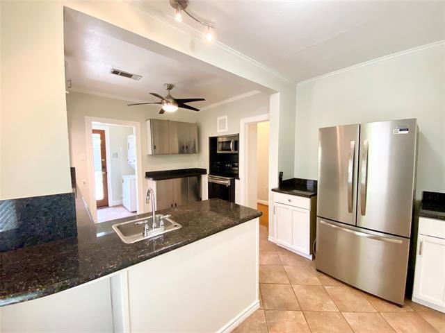 Building Photo - 5253 Monticello Ave