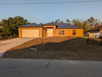 Building Photo - 1034 Chauncey Ave