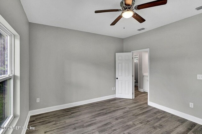 Building Photo - 938 Alderside St