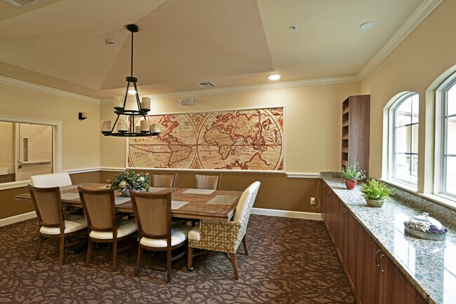 Restaurant style dining. - 16700 Ella Blvd