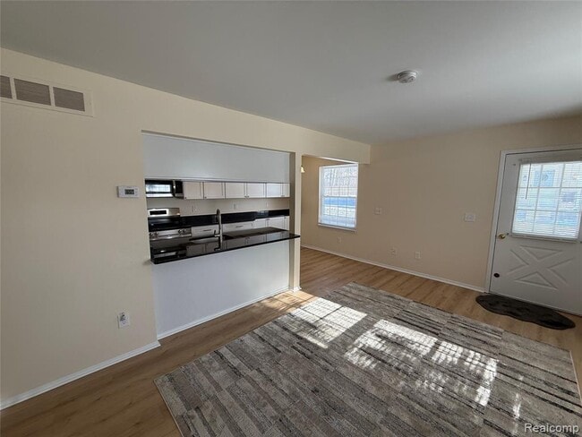 Building Photo - 1437 Mariner Dr