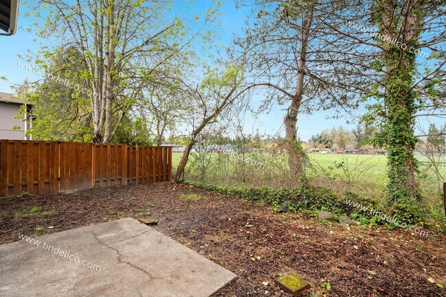 Building Photo - 17324 SW Merlo Rd