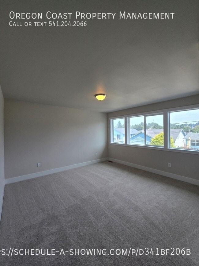 Building Photo - 2123 NW Jetty Ave