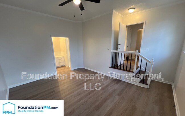 Building Photo - 2143 Vollintine Ave