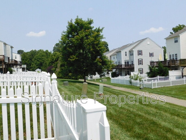 Building Photo - 8197 Belton Cir