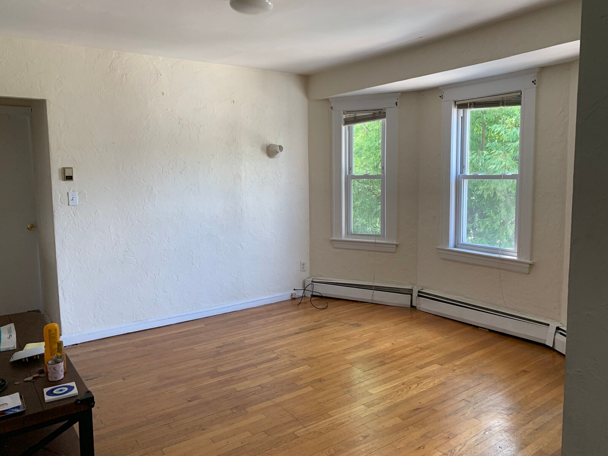 Living room - 879 Broadway