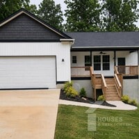 Building Photo - 1505 E Saluda Lake Rd