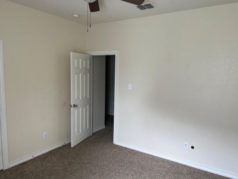 Building Photo - 1738 Summerwood Ln