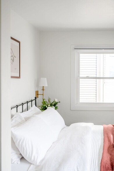 Building Photo - 120 S Fairchild St