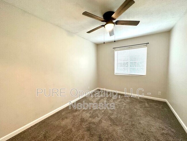 Building Photo - 14430 S 35th St