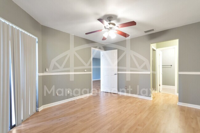 Building Photo - 5615 San Juan Ave