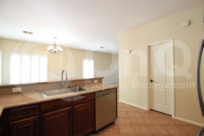 Building Photo - 16803 N 50th Way