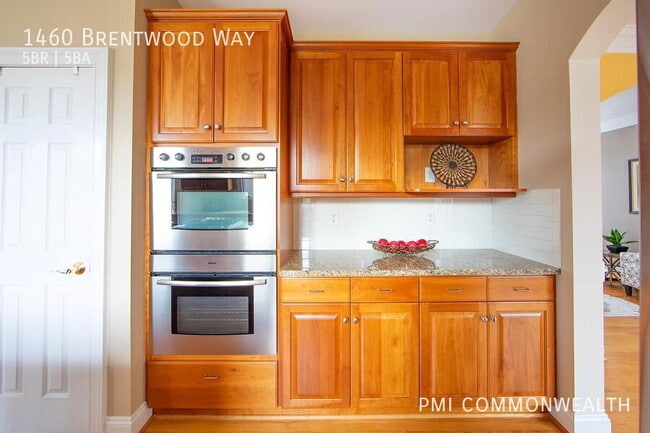Building Photo - 1460 Brentwood Way
