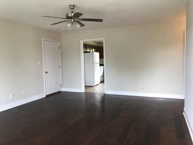 Building Photo - Charming All-Brick Home in Halls – Spacious & Convenient Knoxville Living