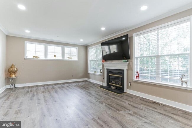 Building Photo - 2213 Herring Creek Dr
