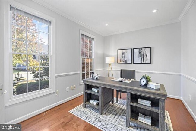 Building Photo - 18953 Longhouse Pl