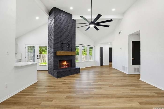 Building Photo - 8114 Forest Bow