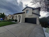 Building Photo - 4 Bedroom home in Elk Grove
