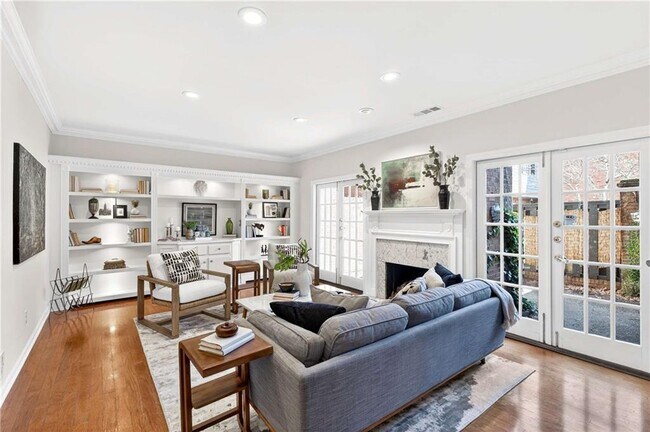 Building Photo - 15 Prescott Walk NE