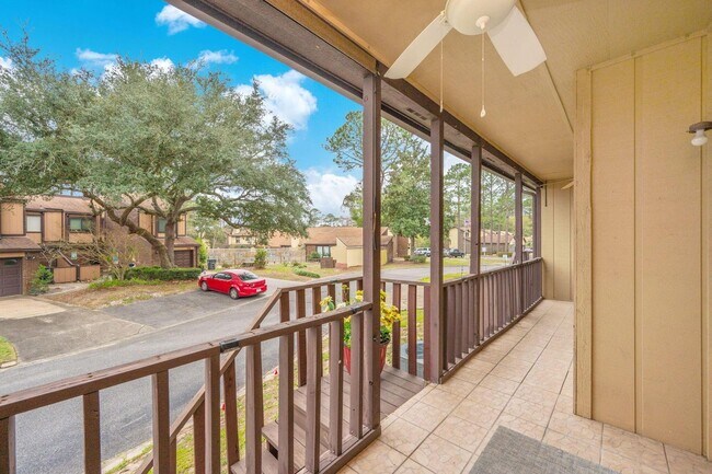 Building Photo - Enjoy resort-style amenities with this rental!