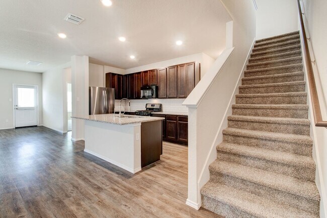 Building Photo - 15219 Selene View
