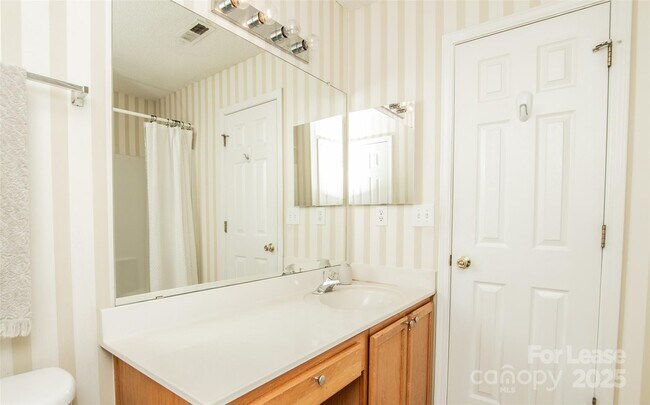 Building Photo - 12942 Mosby Ln