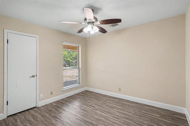 Building Photo - 2701 Whitehurst Dr