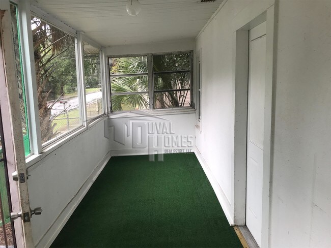 Building Photo - 2345 Mc Quade St