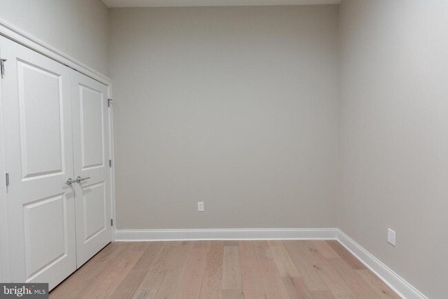 Building Photo - 1411 Walnut St