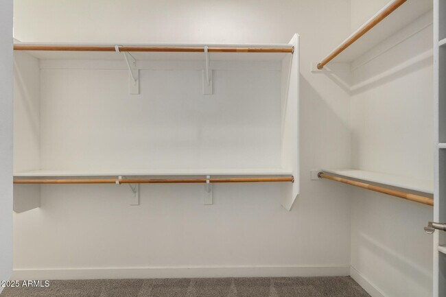 Building Photo - 5524 S Dillon Cir