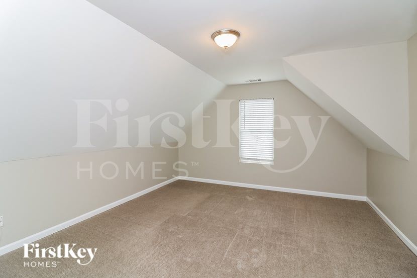 Building Photo - 1805 Lightwood Ln NW