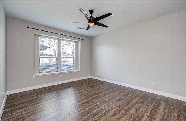 Building Photo - 6814 Summer Bridge Ln