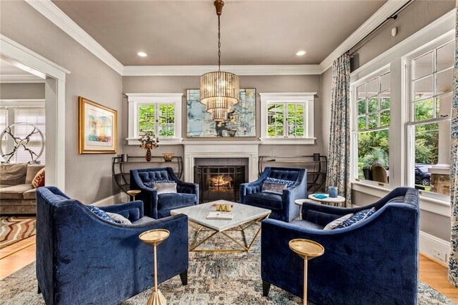 Building Photo - 976 Adair Ave NE