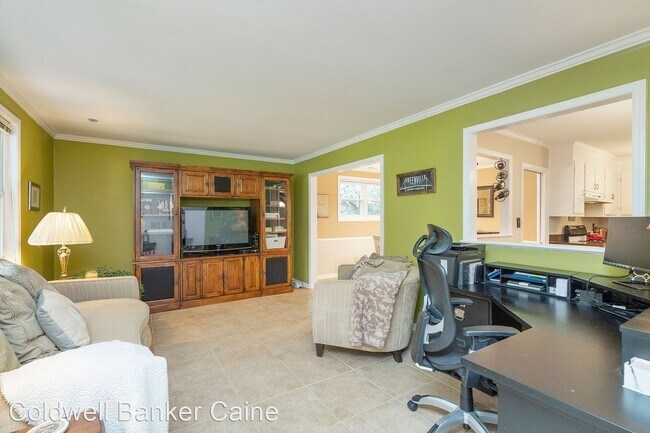 Building Photo - 3 br, 2 bath House - 614 Parkins Mill Rd