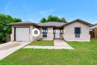 Building Photo - 4 Bedroom Pet-Friendly Home in Converse, T...