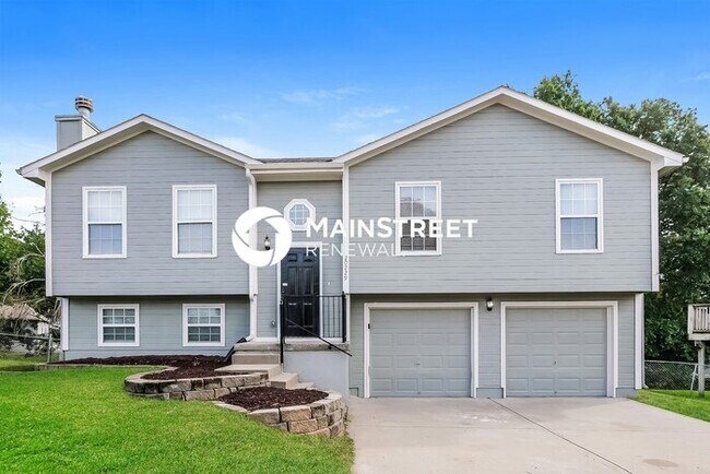 Primary Photo - 3 Bedroom Pet-Friendly Home in INDEPENDENC...