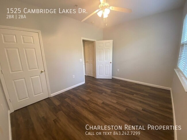 Building Photo - 1525 Cambridge Lakes Dr
