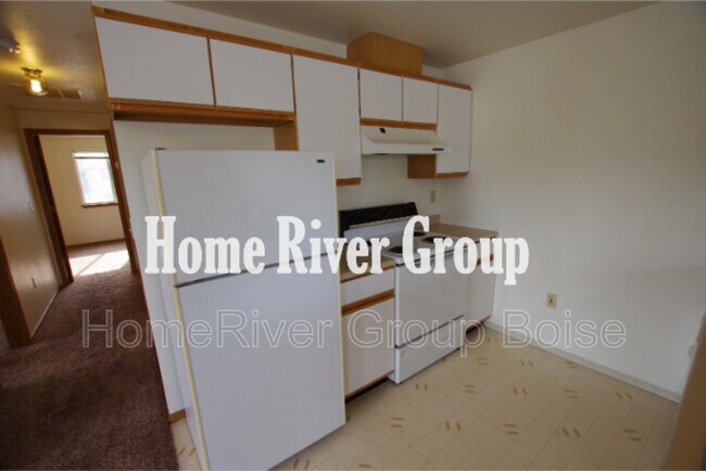 Building Photo - 5949 W Ellens Ferry Ct