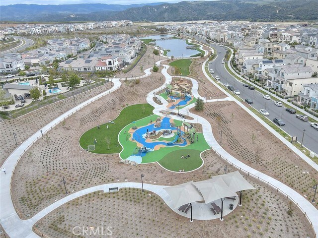 Building Photo - 6 Crown Point Dr