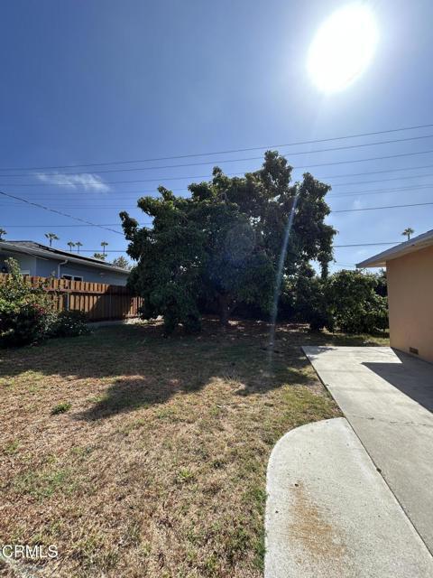 Building Photo - 86 College Dr