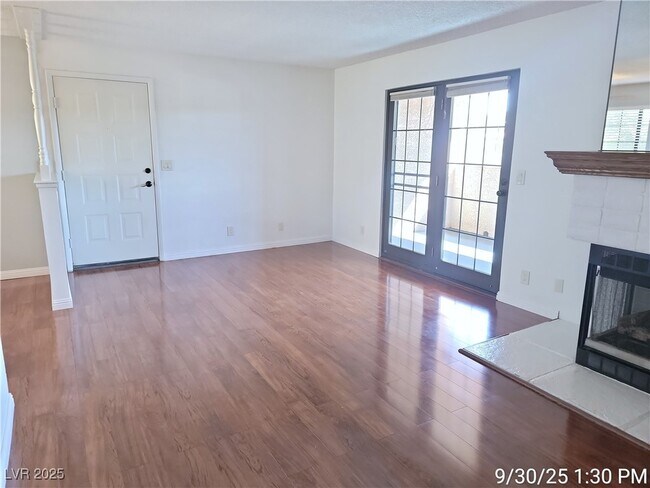 Building Photo - 4221 Gannet Cir