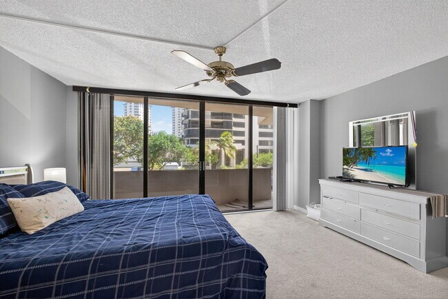 Building Photo - 4200 N Ocean Dr