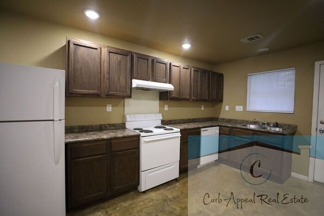 Building Photo - Recently built 2 bed/2 bath apt in Trumann...