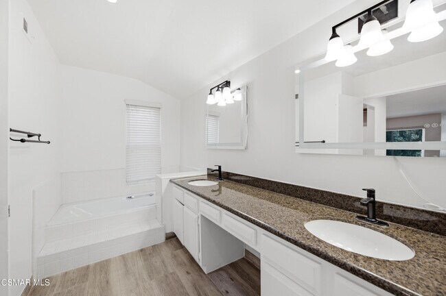 Building Photo - 681 Triunfo Canyon Rd