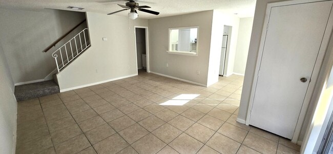 Building Photo - 1024 Spring Meadow Dr