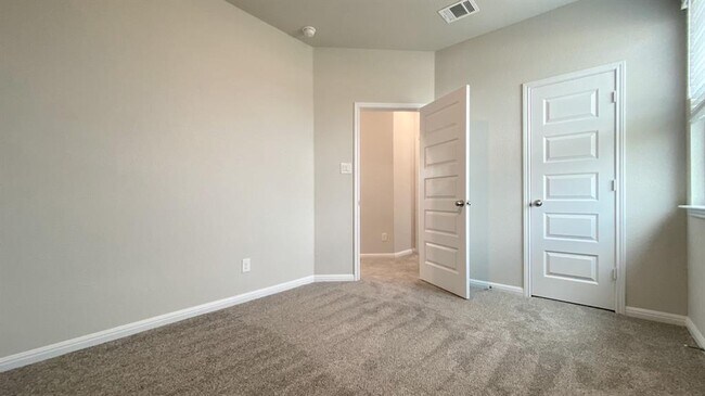 Building Photo - 3225 Starflower