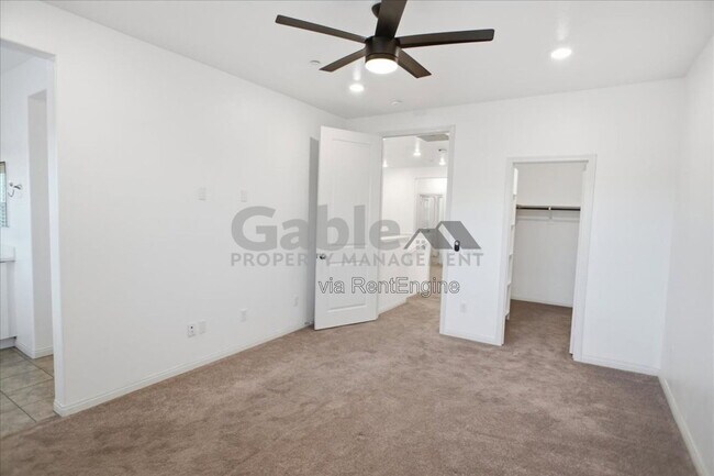 Building Photo - 22728 Harmony Dr